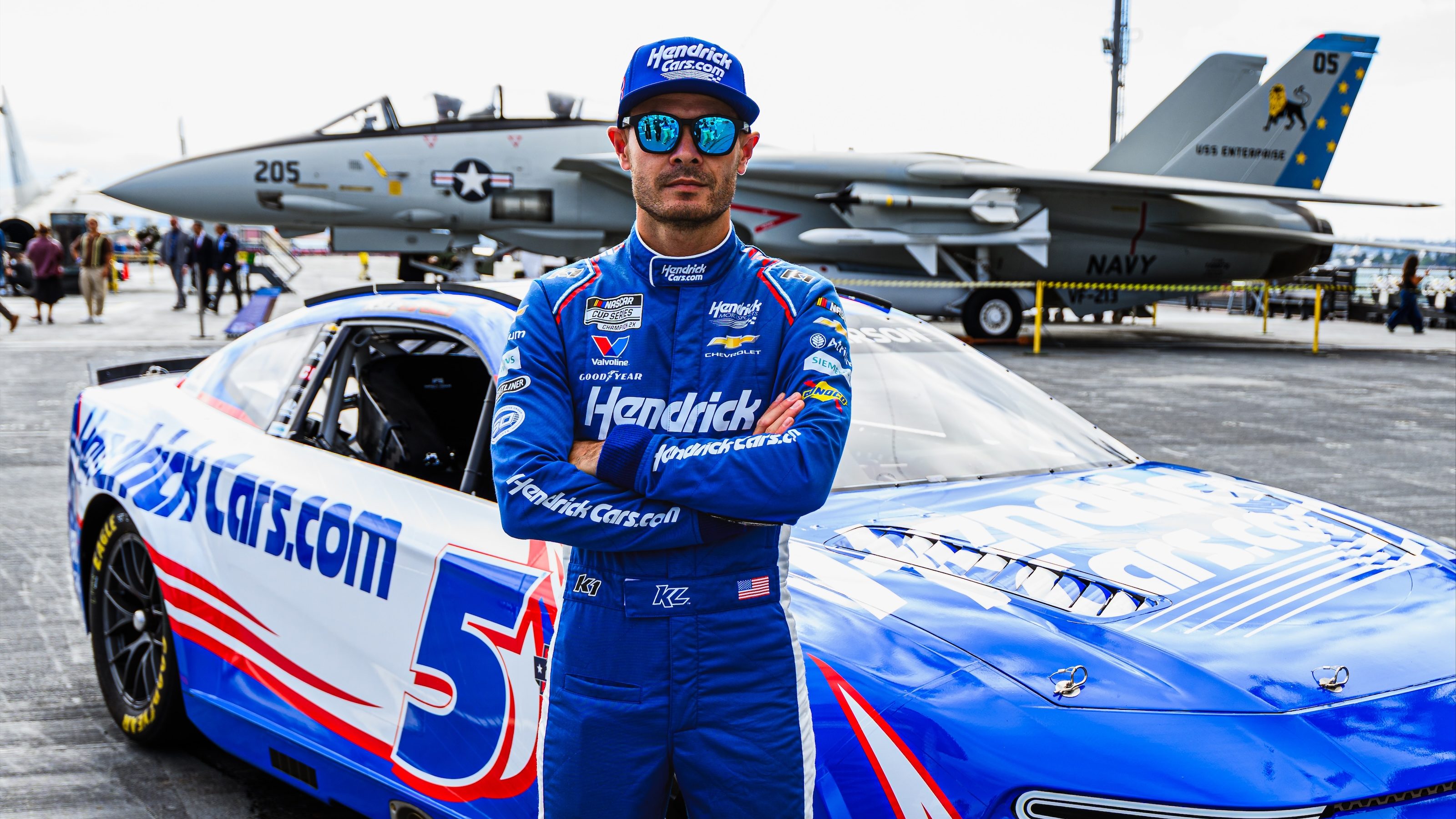 Kyle Larson Paces Meticulous Practice from Naval Base Coronado