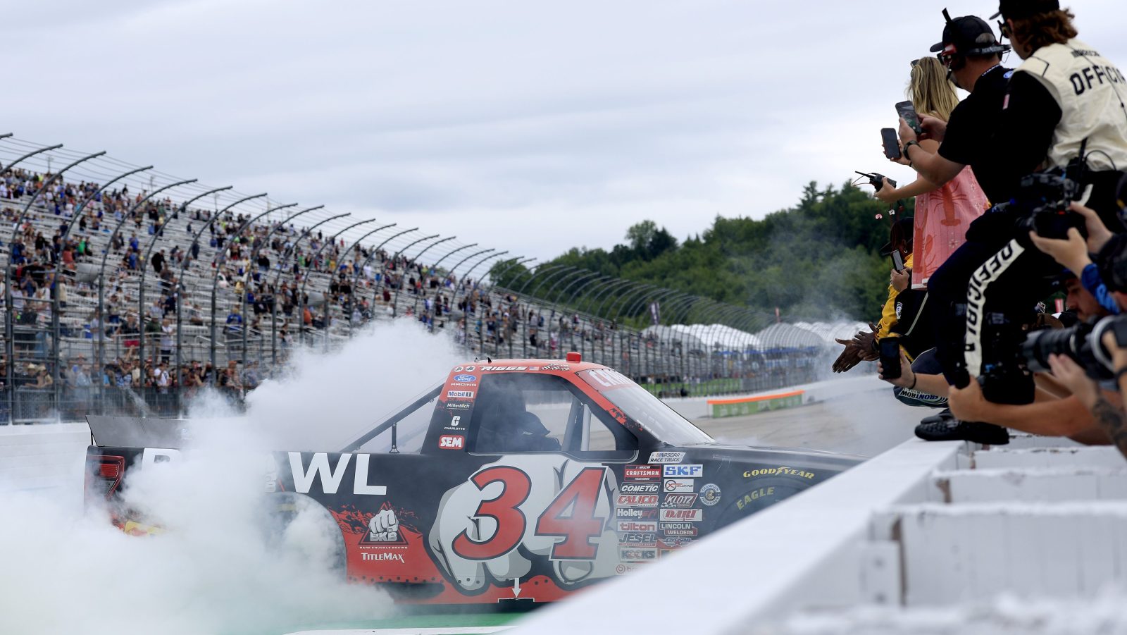 Layne Riggs Wraps Regular Season with Strong New Hampshire Victory